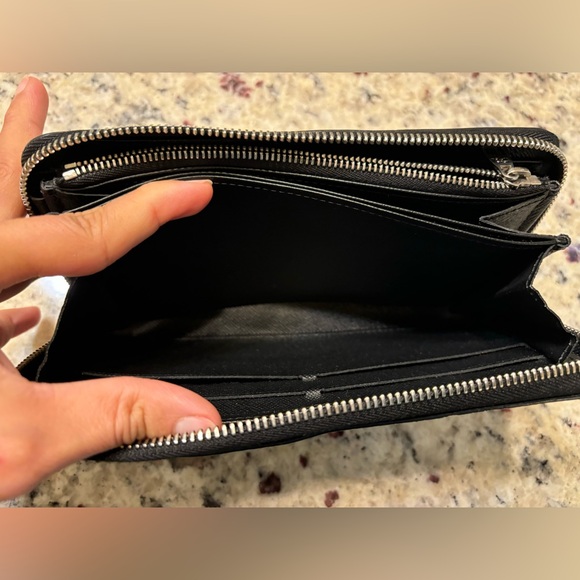 LOUIS VUITTON Epi Azteque Zippy Wallet- Limited Edition - Picture 10 of 13